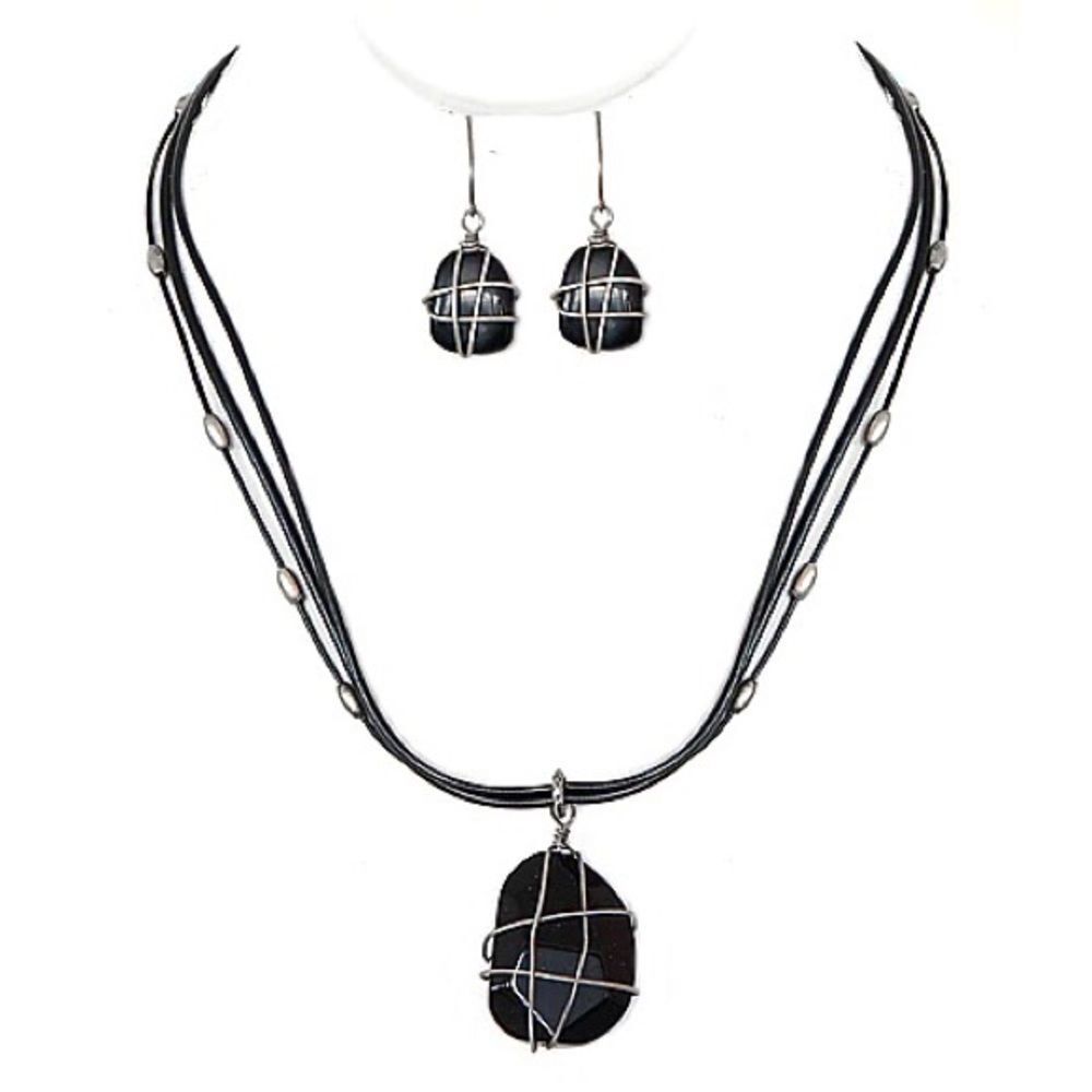 DENKAYS STATEMENT NECKLACE